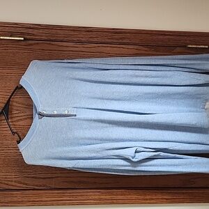 Light blue Longsleeve Hensley, Alesbury brand Size 2XL